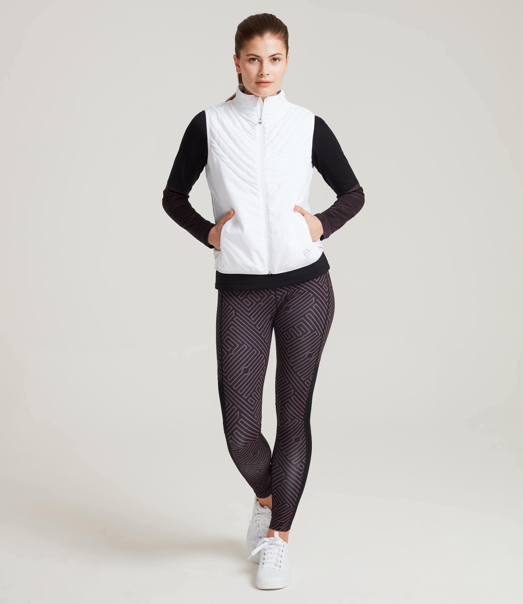 recycled gilet women white fitted puffer golf wear sports outerwear ski layer