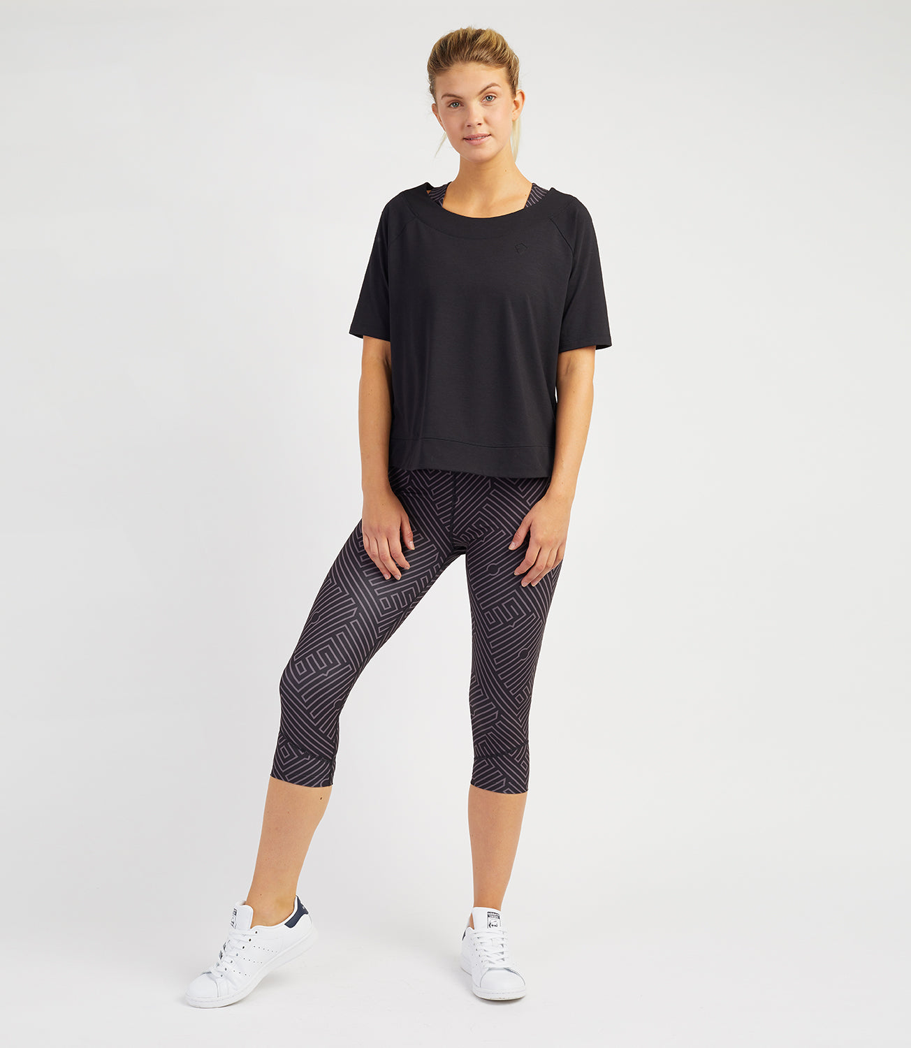 Tennis T-shirt Vests-Women's Tops-Bridget Loose Tee-Black-PlayBrave Sports UK
