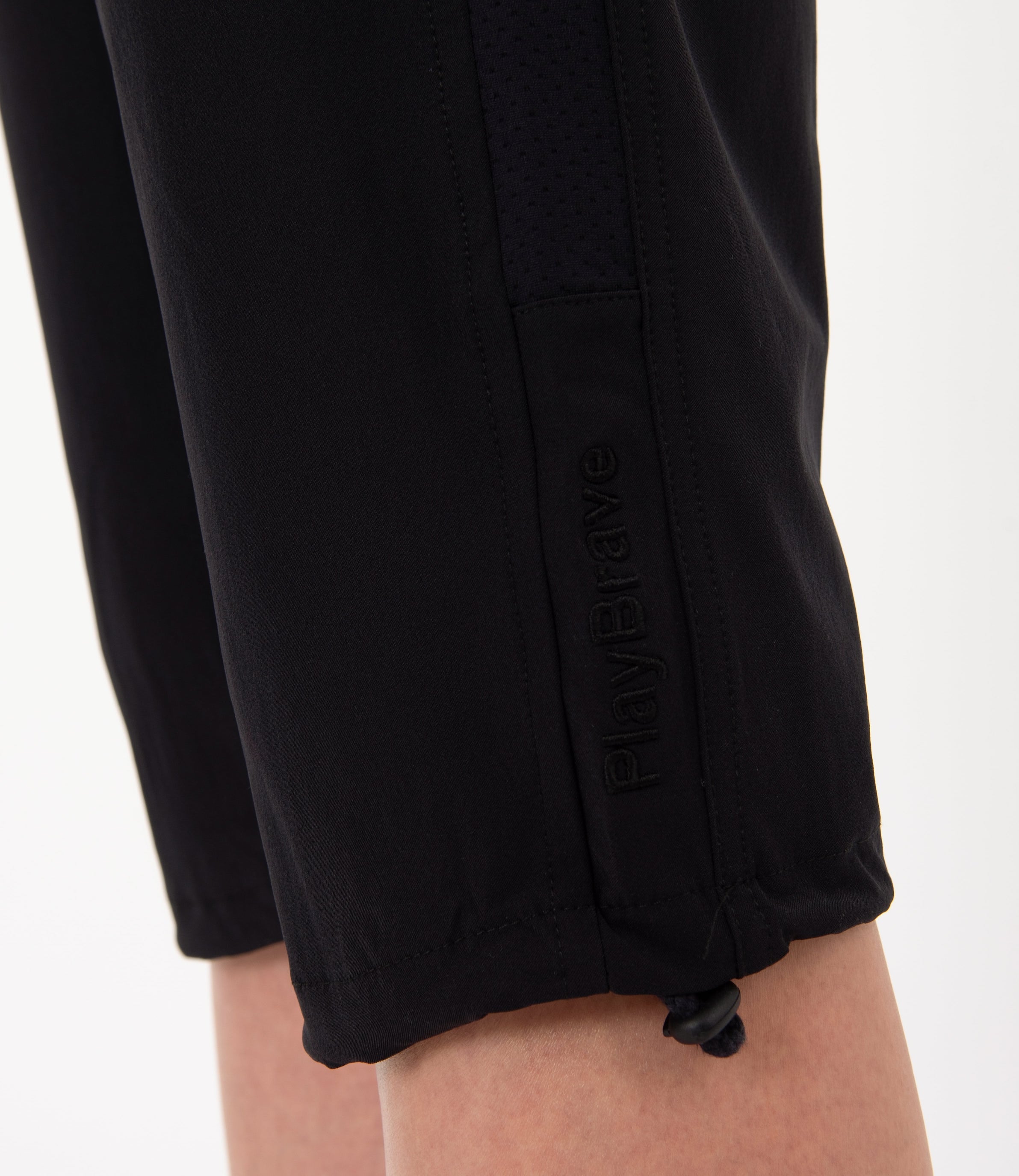 Gemma Technical Capri Pant - Black | PlayBrave Sportswear